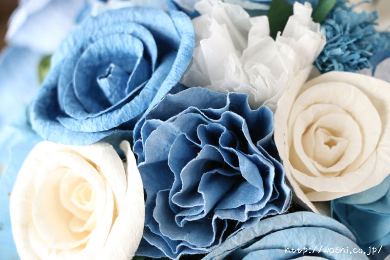 結婚式のサプライズプレゼント！サムシングブルーの和紙ブーケ・花束（和紙の花部アップ）